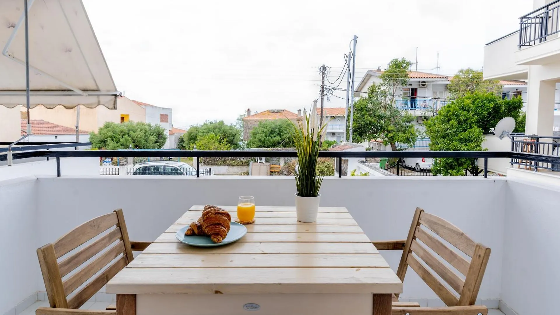 Holiday home Beachfront Bliss By Halu! Spacious Vacation House Nea Skioni